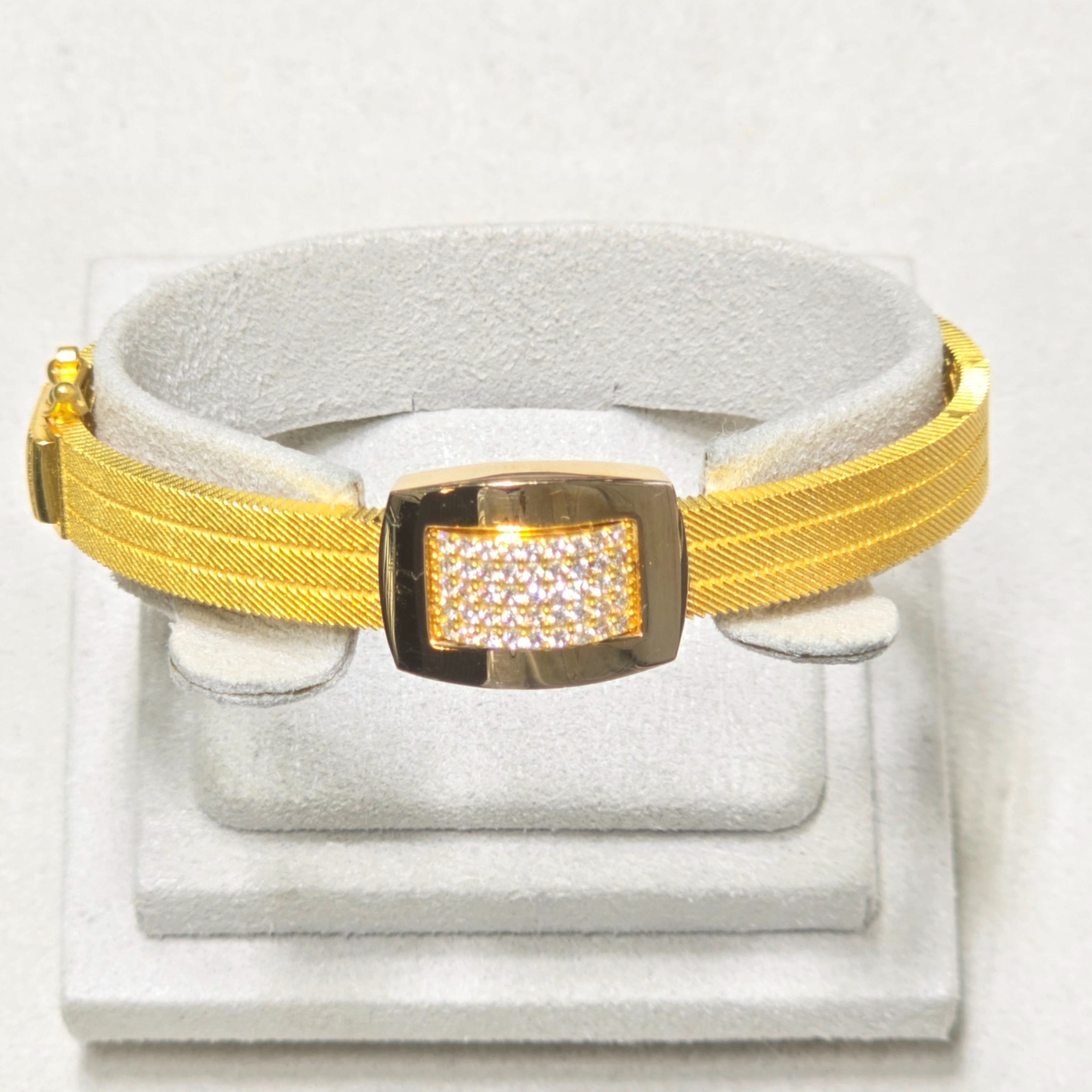 14 Ayar Klasik Taşlı Toka Rize Kelepçe 14.40 Gram